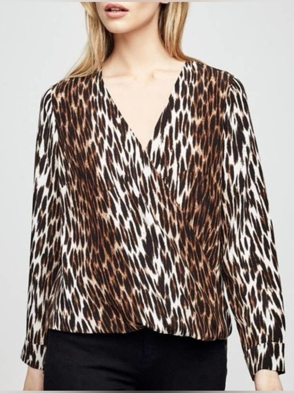 L'AGENCE. Kyla Silk Leopard Print Faux Wrap Blouse. Size Small.
